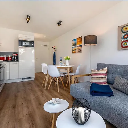 7 Wellenspiel Apartment Prerow